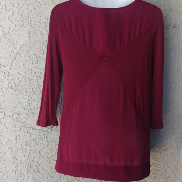Pleione burgundy/red chiffon back/hem blouse - Picture 6 of 8